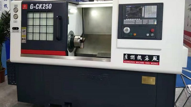 五轴高精度卧式加工中心：揭秘其核心价值与应用**